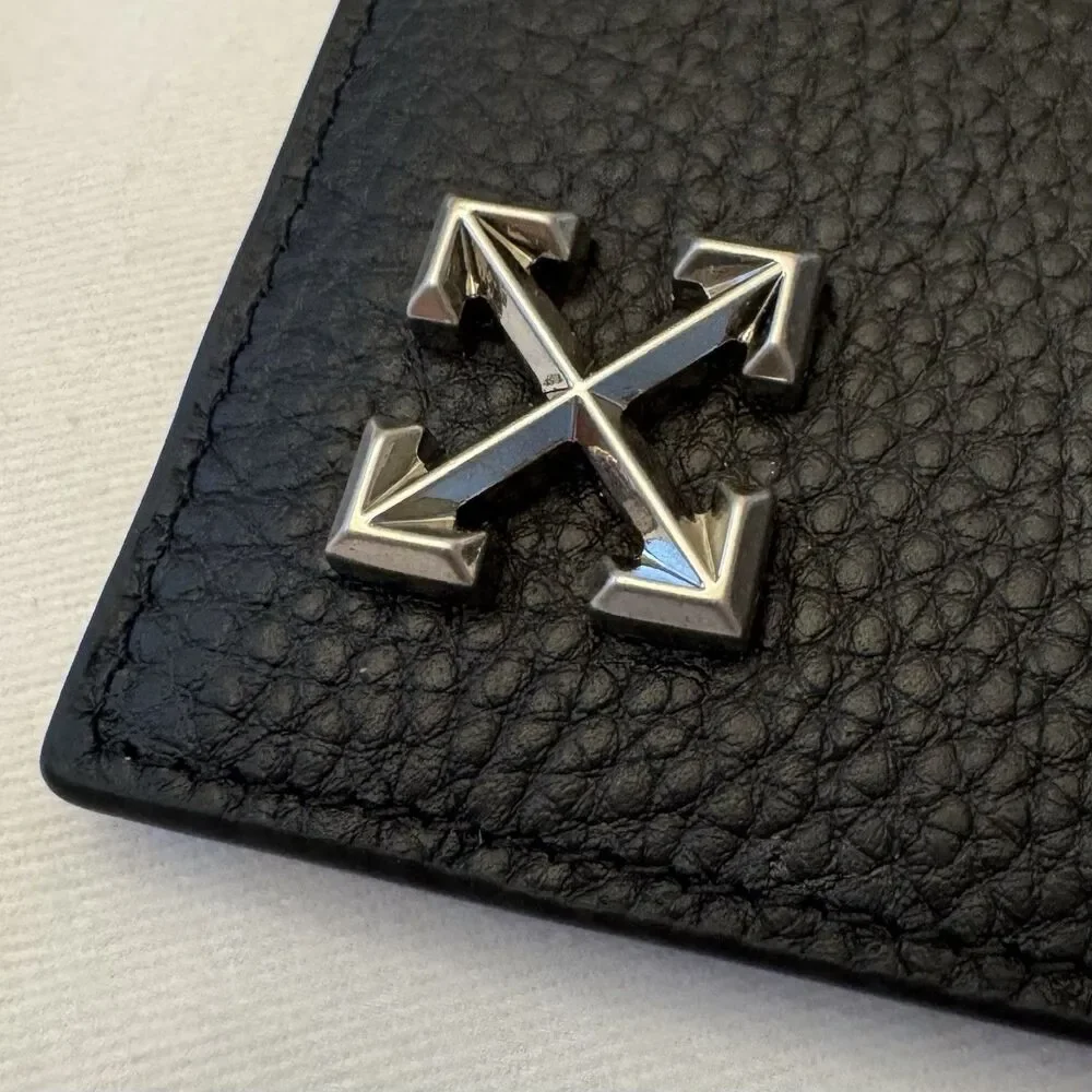 OFF-WHITE c/o Virgil Abloh North/South Bifold Wallet